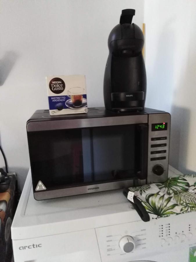 Studio Bukares Bagian luar foto